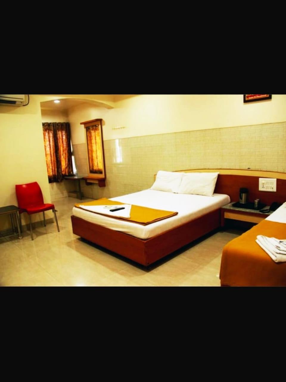 Hotel Apple Sai Residency Shirdi Exterior foto